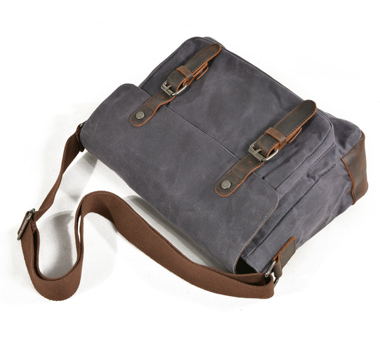 Messenger bags details7.jpg