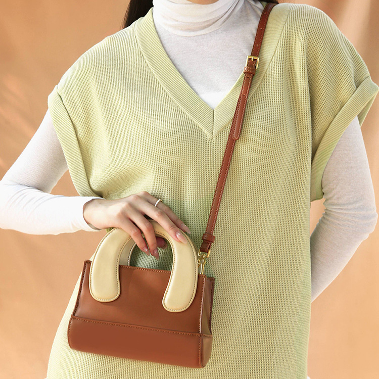 handbags3.jpg